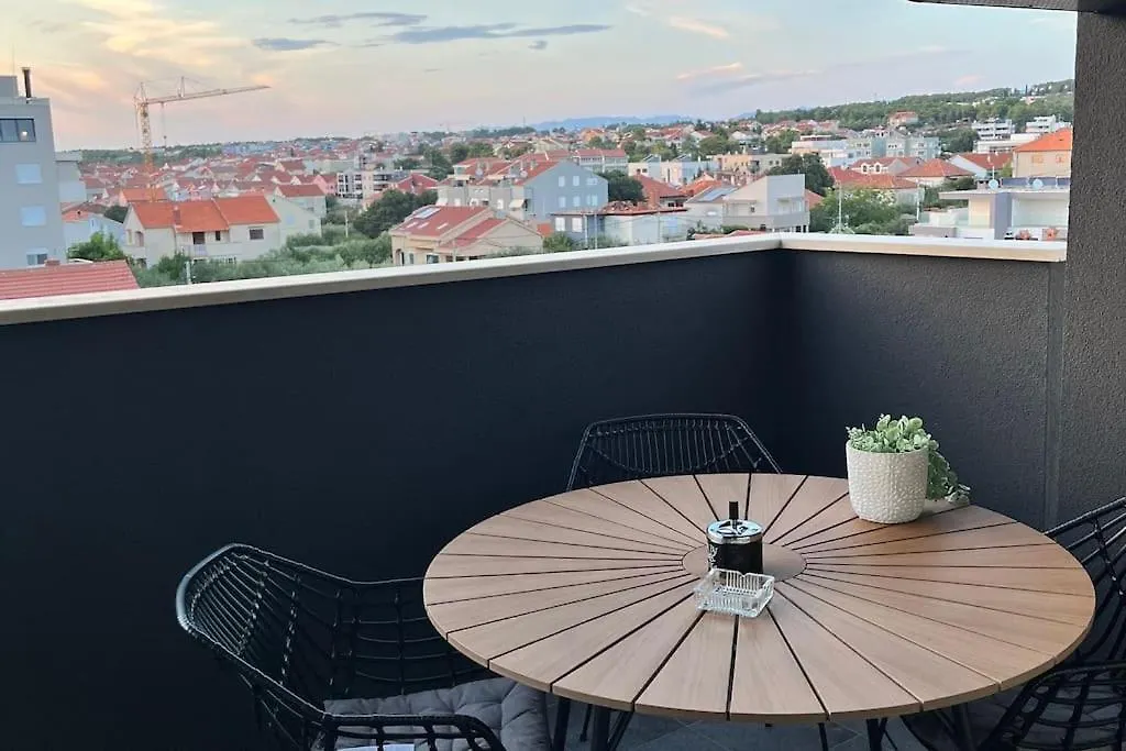 Apartment By Mare Zadar