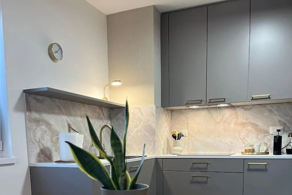 Apartment By Mare Zadar Croatia